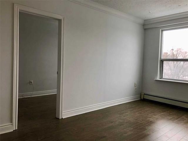 411 - 660 Eglinton Ave W, Condo with 1 bedrooms, 1 bathrooms and 0 parking in Toronto ON | Image 8
