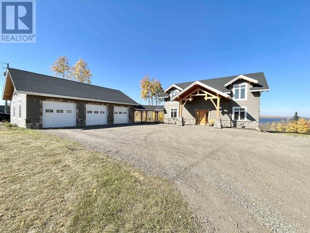 13113 Sunnyside Drive, House detached with 5 bedrooms, 4 bathrooms and null parking in Peace River C BC | Image 1