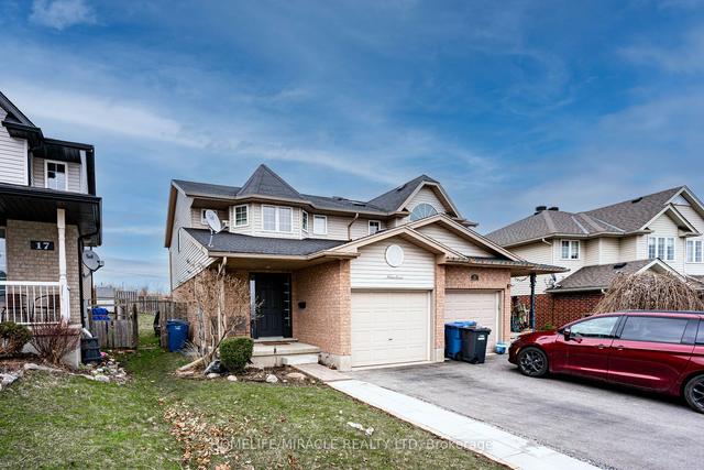 19 Henry Crt, House semidetached with 3 bedrooms, 3 bathrooms and 3 parking in Guelph ON | Image 12