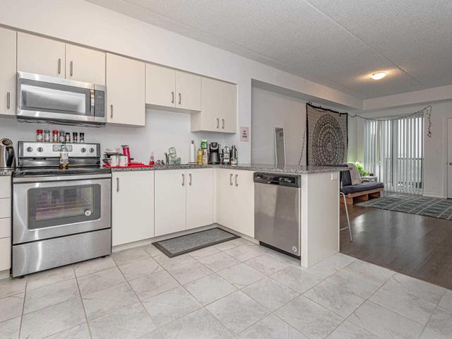 402 - 1284 Gordon St, Condo with 4 bedrooms, 4 bathrooms and 1 parking in Guelph ON | Image 6