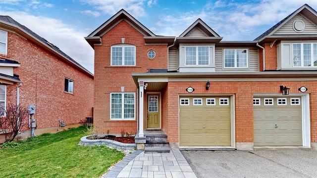 1112 Barr Cres, House semidetached with 3 bedrooms, 3 bathrooms and 3 parking in Milton ON | Image 1