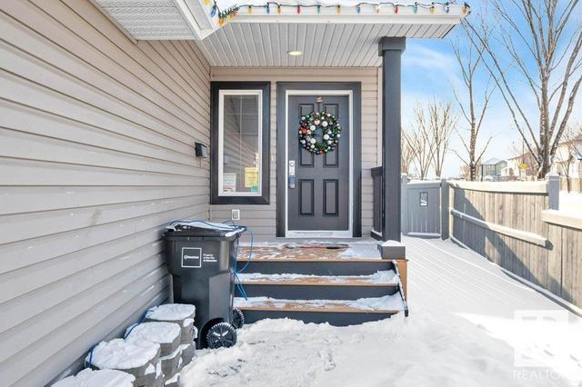 11345 13a Av Sw, House detached with 3 bedrooms, 2 bathrooms and 4 parking in Edmonton AB | Card Image