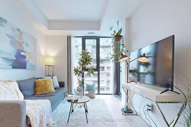 612 - 840 St Clair Ave W, Condo with 2 bedrooms, 2 bathrooms and 1 parking in Toronto ON | Image 2