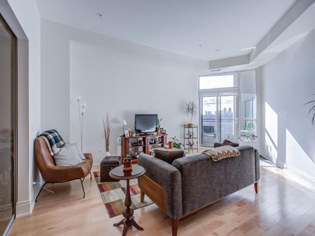 1001 - 23 Glebe Rd W, Condo with 1 bedrooms, 2 bathrooms and 1 parking in Toronto ON | Image 10