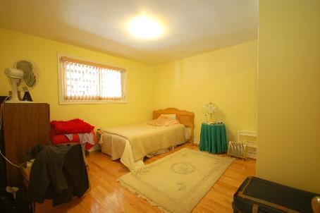 209 Anderson St, House detached with 2 bedrooms, 2 bathrooms and 5 parking in Whitby ON | Image 7