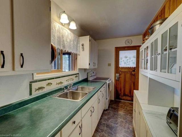 337 Balsam Lake Dr, House detached with 2 bedrooms, 1 bathrooms and 5 parking in Kawartha Lakes ON | Image 21