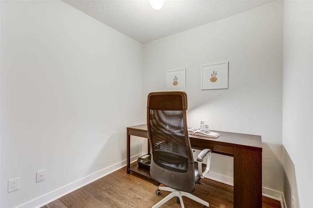 1806 - 295 Adelaide St W, Condo with 1 bedrooms, 1 bathrooms and 1 parking in Toronto ON | Image 2