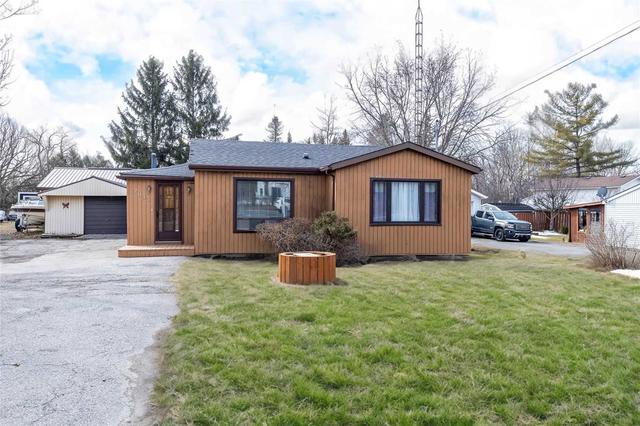 2045 Highway 2, House detached with 3 bedrooms, 1 bathrooms and 9 parking in Clarington ON | Image 1