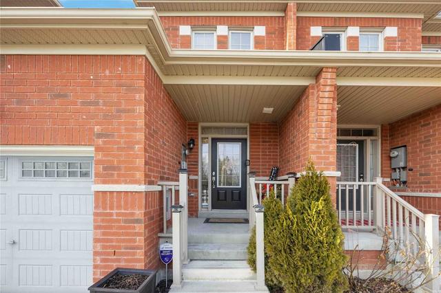 73 Chant Cres, House attached with 3 bedrooms, 3 bathrooms and 3 parking in Ajax ON | Image 12
