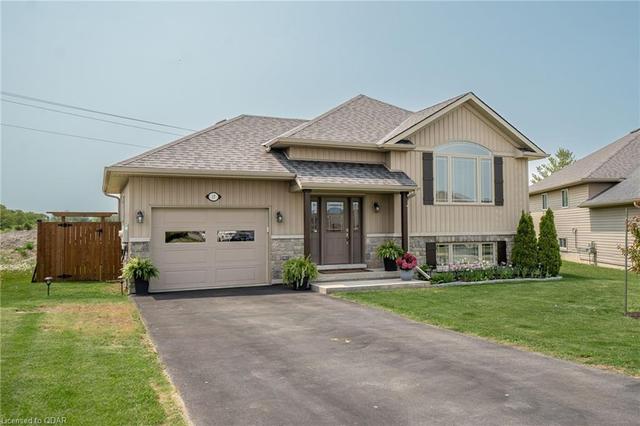 17 Ashwood Crescent, House detached with 3 bedrooms, 3 bathrooms and null parking in Quinte West ON | Image 1