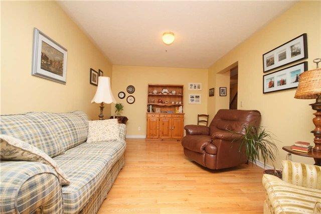 80 Heathcliffe Sq, Townhouse with 2 bedrooms, 3 bathrooms and 1 parking in Brampton ON | Image 4