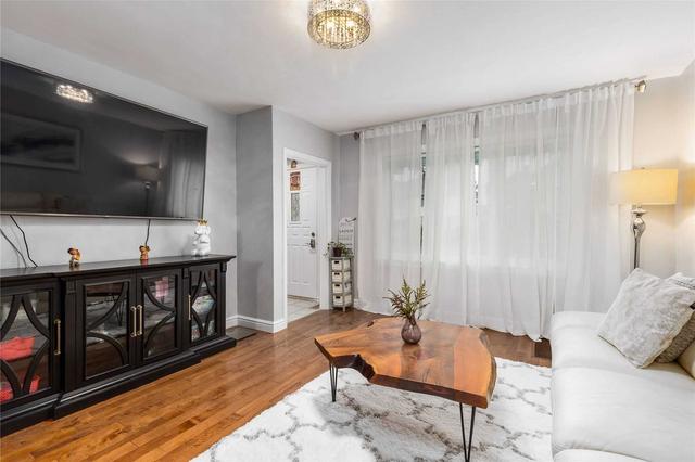 29 Dayton Ave, House semidetached with 3 bedrooms, 2 bathrooms and 2 parking in Toronto ON | Image 18