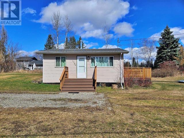 1786 Hemlock Avenue, House detached with 2 bedrooms, 1 bathrooms and null parking in Cariboo A BC | Image 1