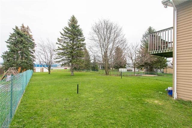 2055 9th Avenue E, House detached with 4 bedrooms, 3 bathrooms and 7 parking in Owen Sound ON | Image 38