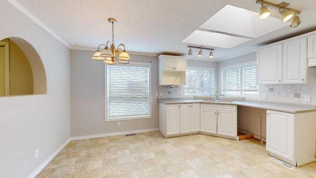 553 Mckinlay Crescent, House detached with 3 bedrooms, 2 bathrooms and 3 parking in Wood Buffalo AB | Image 2