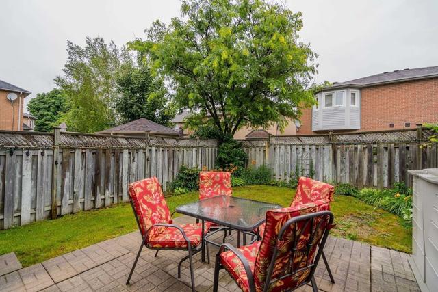585 Skinner Ave, House semidetached with 3 bedrooms, 4 bathrooms and 2 parking in Newmarket ON | Image 18