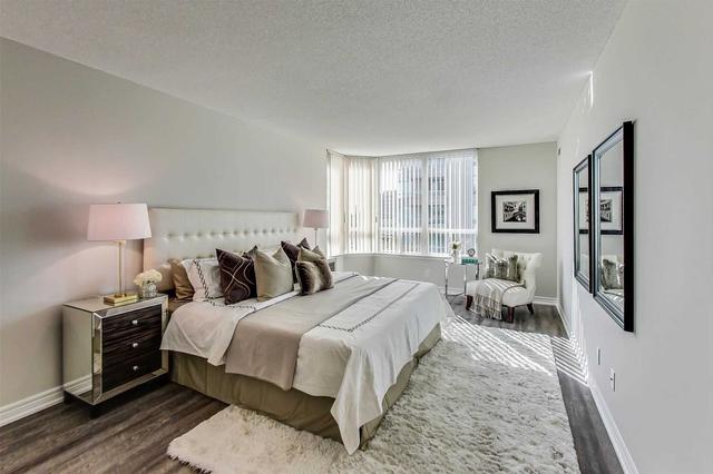 404 - 2 Covington Rd, Condo with 2 bedrooms, 2 bathrooms and 1 parking in Toronto ON | Image 22