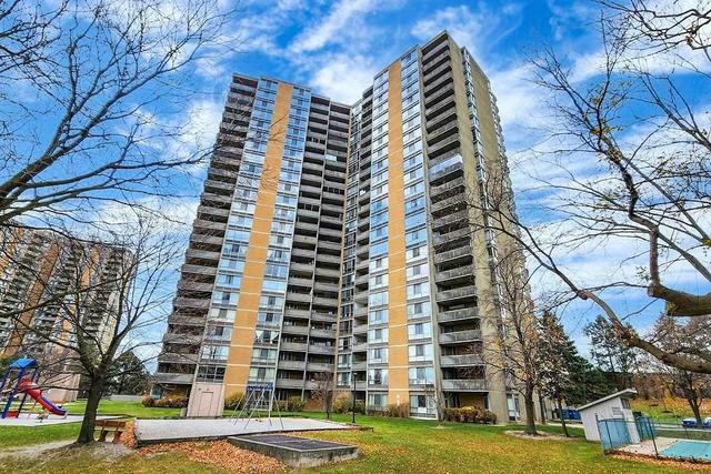 2007 - 10 Martha Eaton Way, Condo with 2 bedrooms, 2 bathrooms and 2 parking in Toronto ON | Image 1