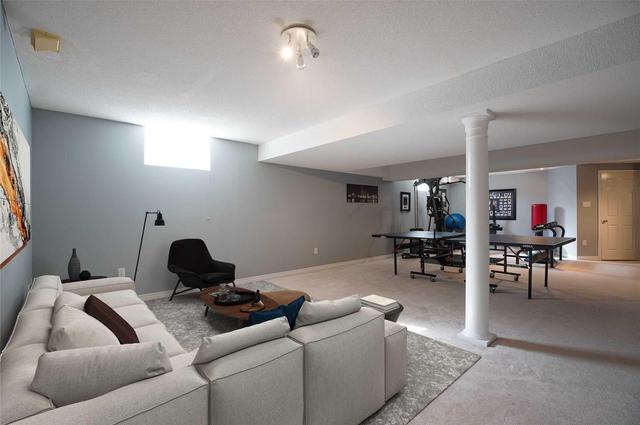 55 Kelsey Cres, House detached with 4 bedrooms, 4 bathrooms and 3 parking in Barrie ON | Image 16