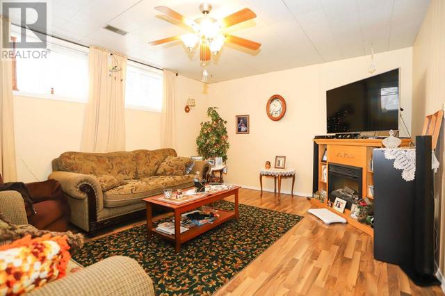 8 East Braemar Bay, House detached with 4 bedrooms, 2 bathrooms and null parking in Sault Ste. Marie ON | Image 24