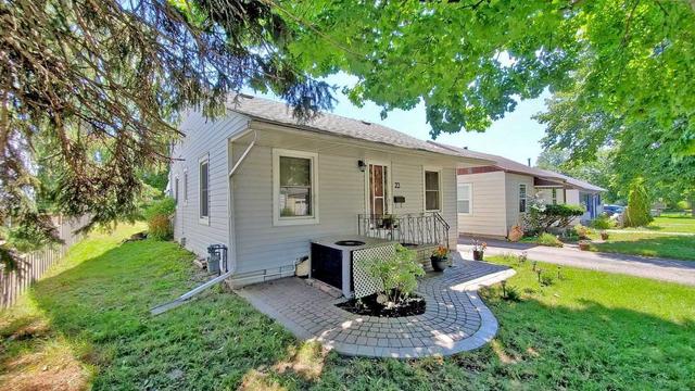 23 George St, House detached with 2 bedrooms, 1 bathrooms and 2 parking in Ajax ON | Image 1