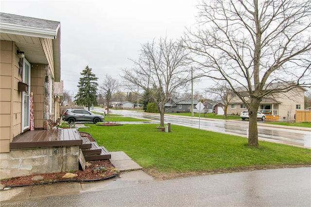 2055 9th Avenue E, House detached with 4 bedrooms, 3 bathrooms and 7 parking in Owen Sound ON | Image 23
