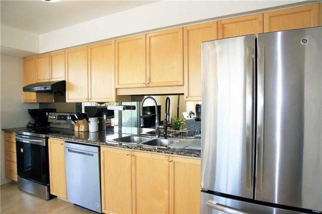 410 - 60 Town Centre Crt, Condo with 2 bedrooms, 1 bathrooms and 1 parking in Toronto ON | Image 5