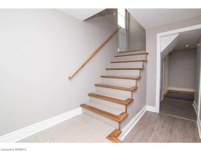 460 Upper Gage Ave, House detached with 3 bedrooms, 2 bathrooms and 2 parking in Hamilton ON | Image 5