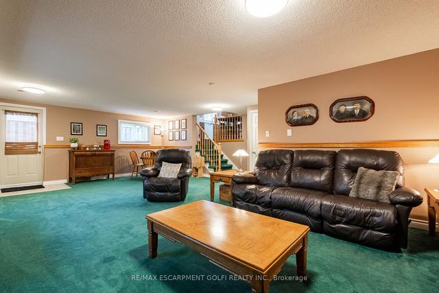 8020 Grossi Crt, House detached with 3 bedrooms, 2 bathrooms and 6 parking in Niagara Falls ON | Image 13