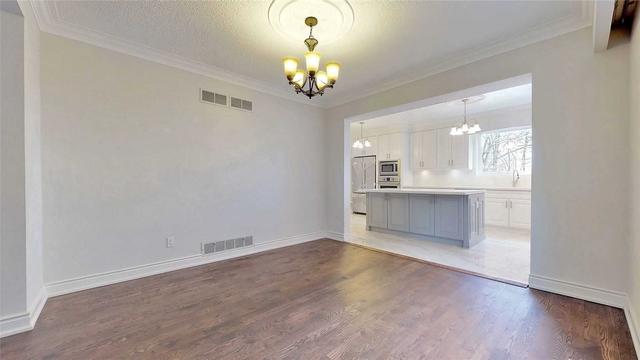 105 Page Ave, House detached with 5 bedrooms, 6 bathrooms and 8 parking in Toronto ON | Image 20