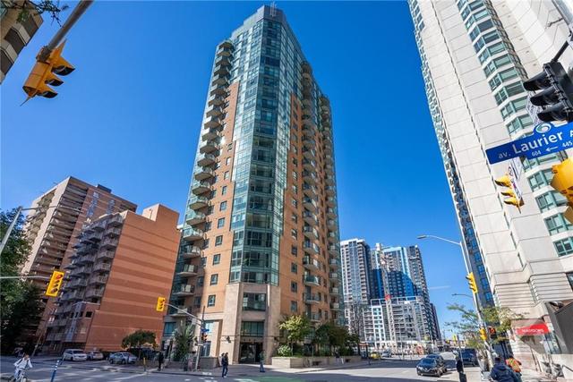 2301 - 445 Laurier Avenue W, Condo with 2 bedrooms, 2 bathrooms and 1 parking in Ottawa ON | Card Image