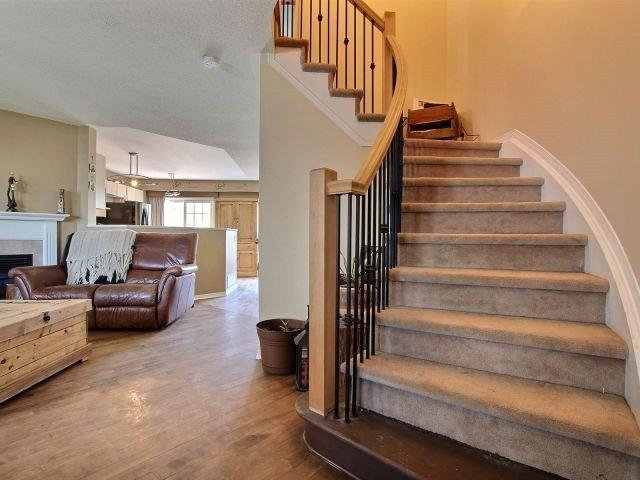 2385 Glandriel Cres, House semidetached with 3 bedrooms, 3 bathrooms and 2 parking in Ottawa ON | Image 4