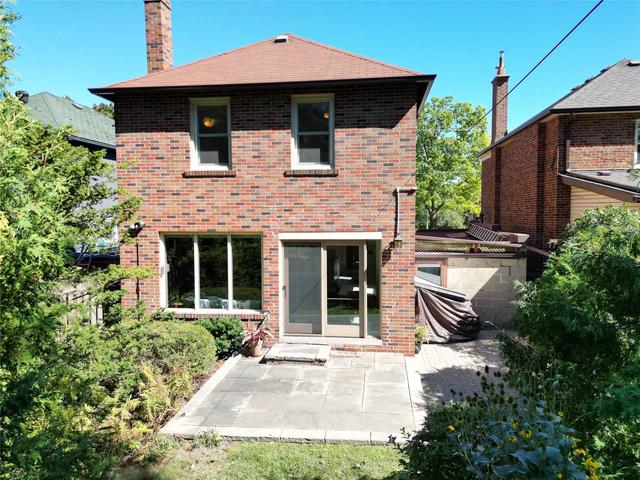 26 Tanager Ave, House detached with 4 bedrooms, 2 bathrooms and 3 parking in Toronto ON | Image 20