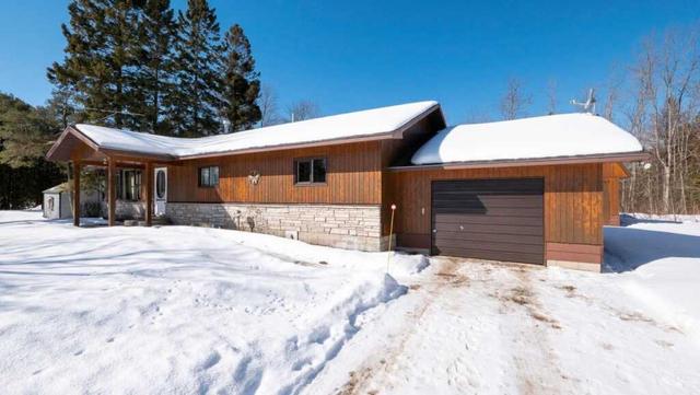 54 Stokes River Rd, House detached with 3 bedrooms, 1 bathrooms and 10 parking in Northern Bruce Peninsula ON | Image 1
