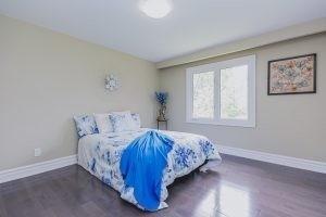 4047 Ellesmere Rd, House detached with 3 bedrooms, 2 bathrooms and 5 parking in Toronto ON | Image 11
