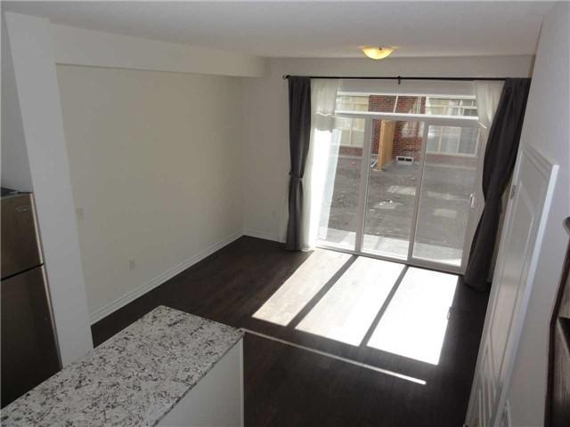Th13 - 636 Evans Ave, Townhouse with 3 bedrooms, 3 bathrooms and 1 parking in Toronto ON | Image 4