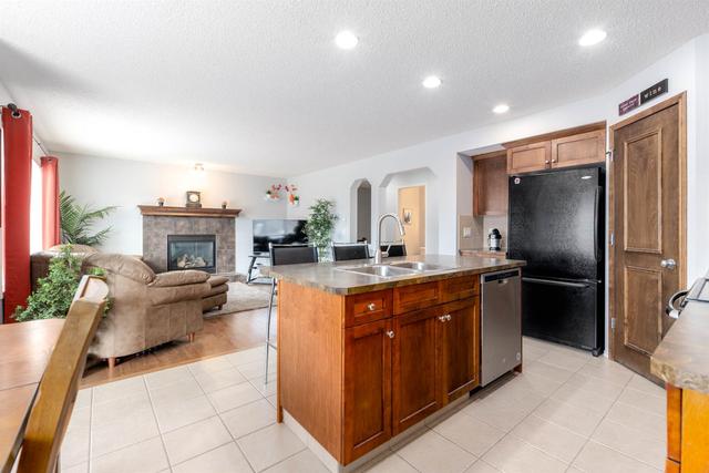 717 Cranston Drive Se, House detached with 4 bedrooms, 3 bathrooms and 4 parking in Calgary AB | Image 17