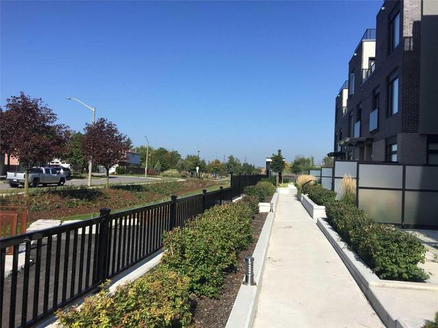 09 - 4070 Parkside Village Dr, Townhouse with 3 bedrooms, 3 bathrooms and 2 parking in Mississauga ON | Image 2