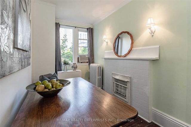 6 - 285 King St W, Condo with 2 bedrooms, 1 bathrooms and 0 parking in Hamilton ON | Image 5