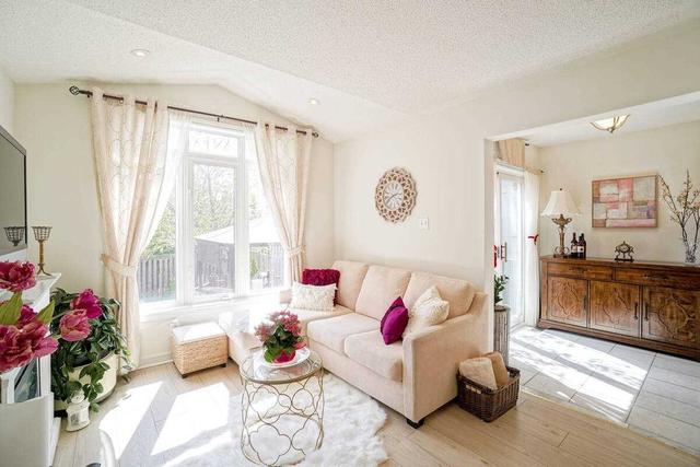 6980 Elliott Parliament St, House semidetached with 3 bedrooms, 3 bathrooms and 3 parking in Mississauga ON | Image 40