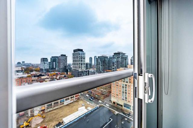 ph16 - 320 Richmond St E, Condo with 1 bedrooms, 1 bathrooms and 1 parking in Toronto ON | Image 9
