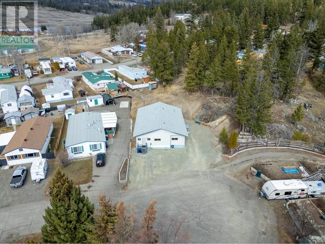 5 Marble Crt, House detached with 4 bedrooms, 1 bathrooms and null parking in Logan Lake BC | Image 2