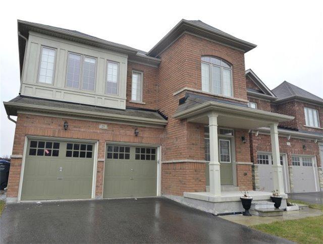 Upper - 23 George Robinson Dr, House detached with 4 bedrooms, 3 bathrooms and 2 parking in Brampton ON | Image 13