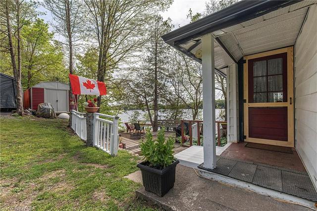 1012 Masonville Lane, House detached with 1 bedrooms, 1 bathrooms and null parking in South Frontenac ON | Image 4