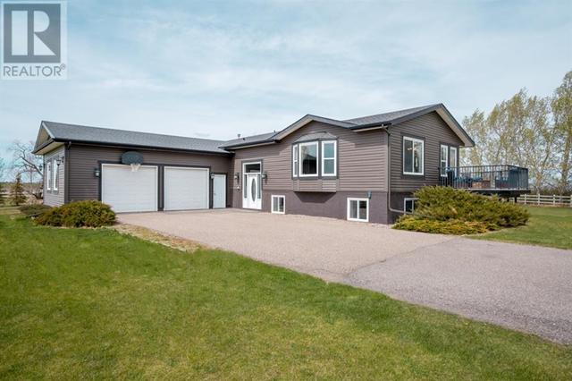 221074 Twp Road 91a, House detached with 5 bedrooms, 3 bathrooms and 4 parking in Lethbridge County AB | Card Image