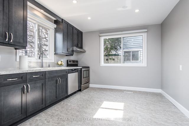 176 Pinedale Dr, House semidetached with 3 bedrooms, 2 bathrooms and 3 parking in Kitchener ON | Image 11