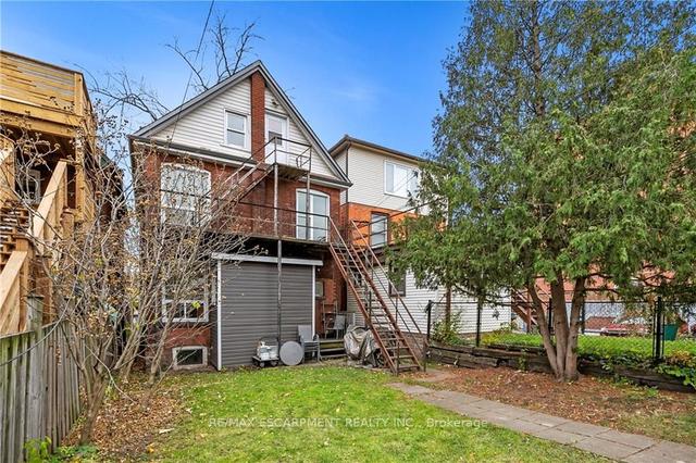 25 Strathcona Ave S, House detached with 5 bedrooms, 3 bathrooms and 3 parking in Hamilton ON | Image 30