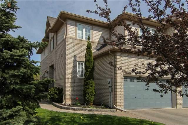 1253 Westview Terr, House semidetached with 3 bedrooms, 4 bathrooms and 2 parking in Oakville ON | Image 2