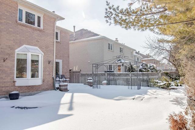 12 Tollbar Crt, House detached with 4 bedrooms, 5 bathrooms and 6 parking in Richmond Hill ON | Image 32