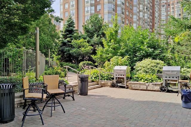 2730 - 3888 Duke Of York Blvd, Condo with 2 bedrooms, 2 bathrooms and 2 parking in Mississauga ON | Image 18